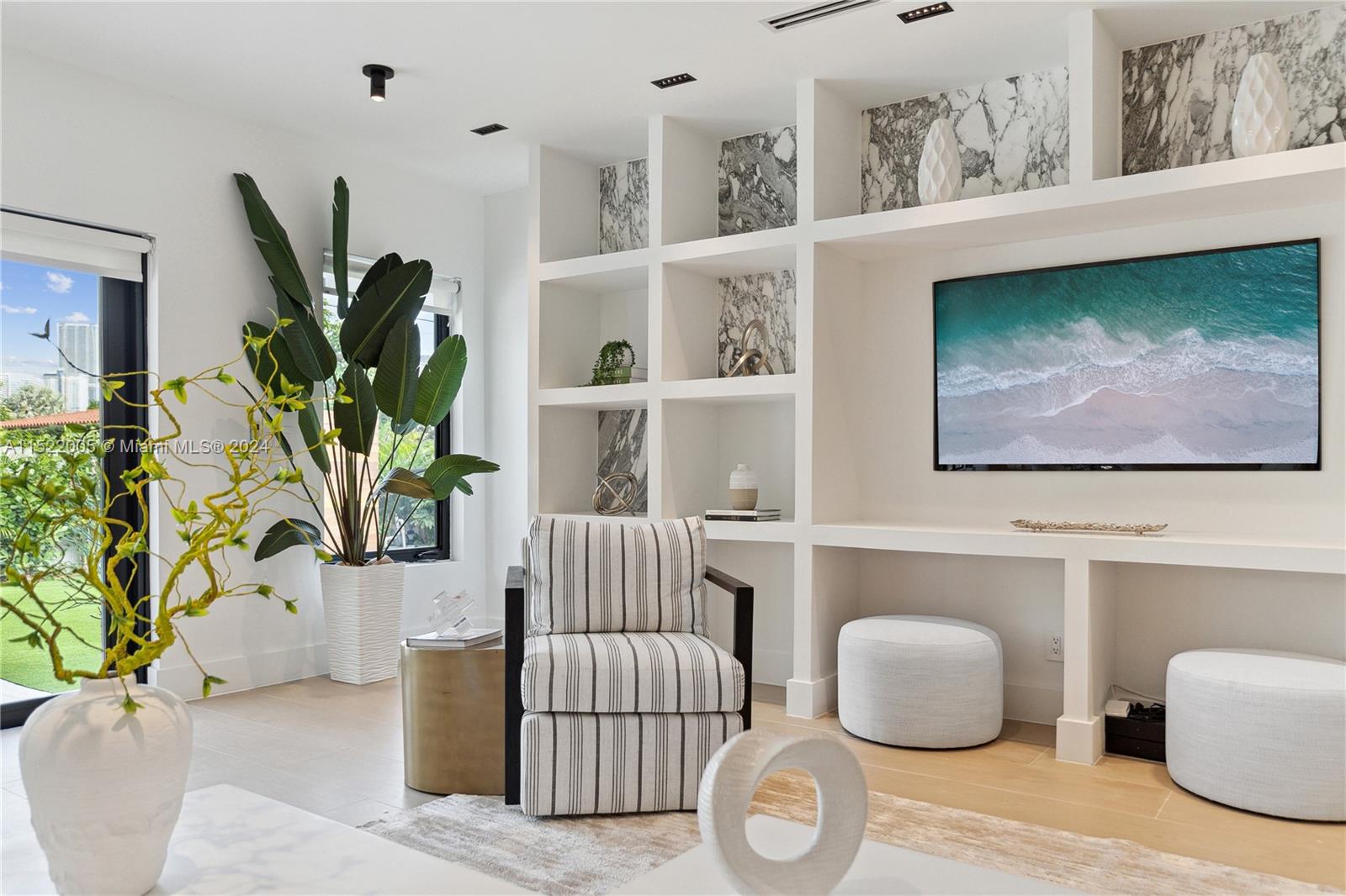 BRICKELL ESTATES - Residential