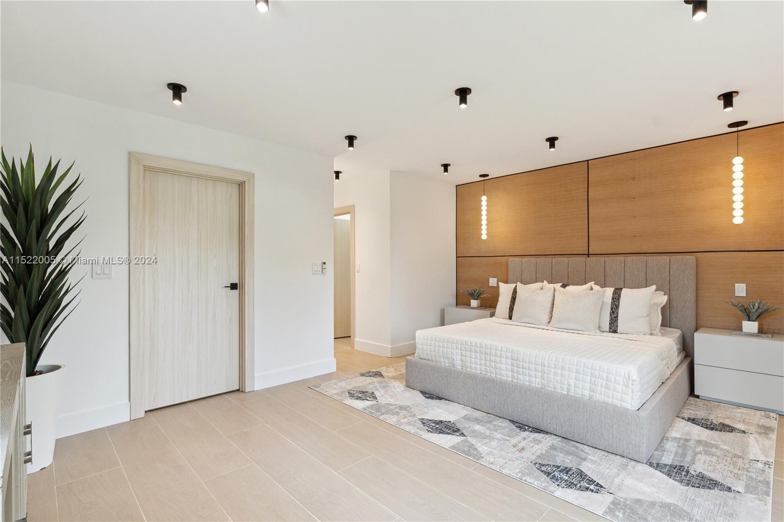 BRICKELL ESTATES - Residential