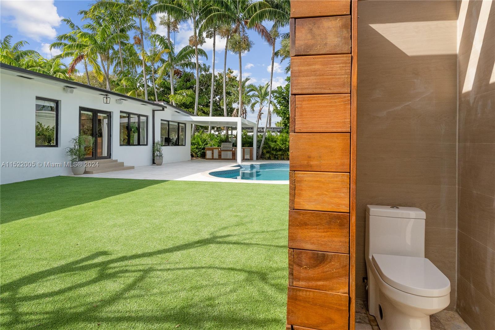 BRICKELL ESTATES - Residential