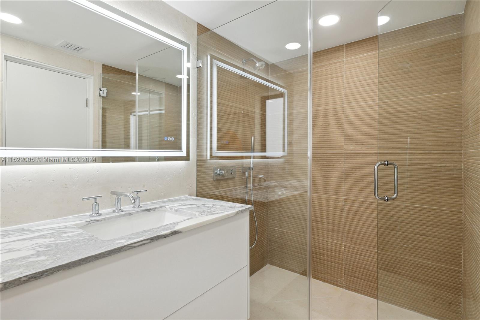 BRICKELL ESTATES - Residential