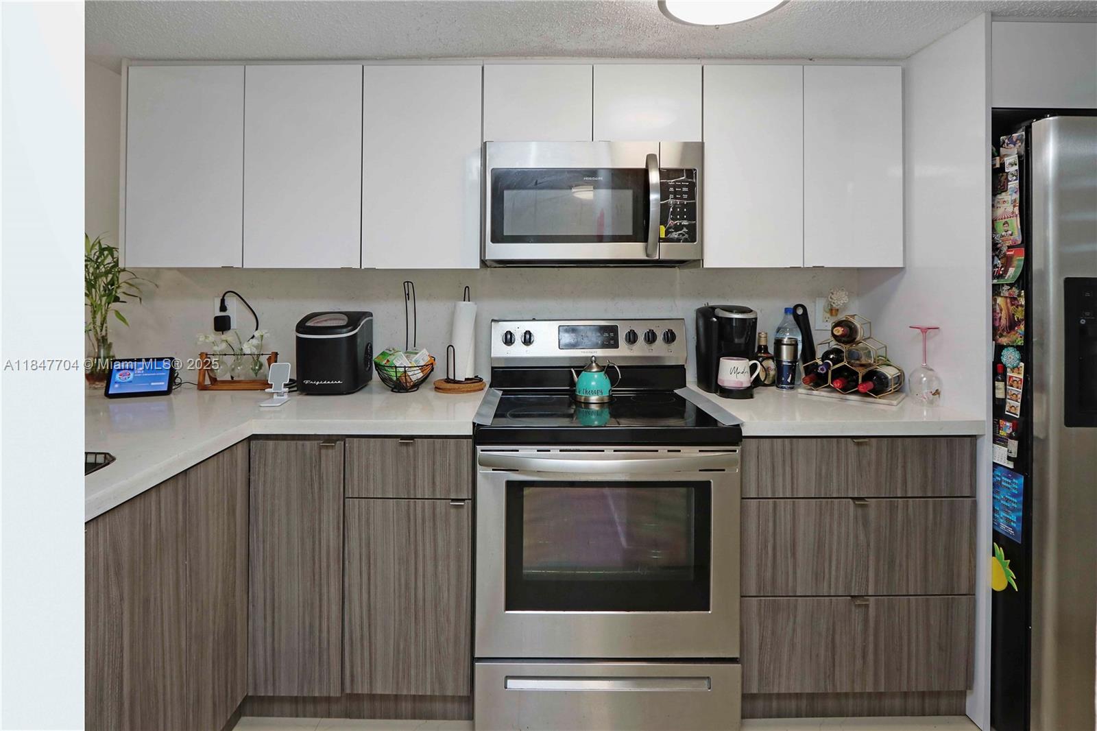 9917 W Okeechobee Rd 3-303