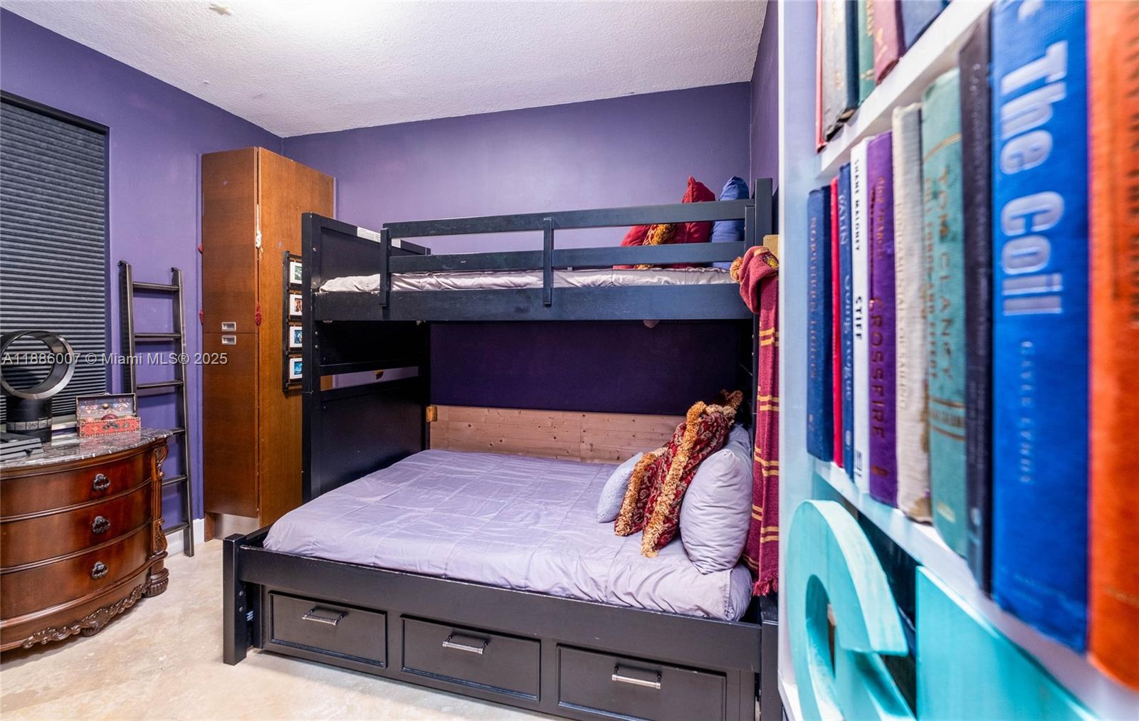 THE SAILFISH AT MARINERS - Residential