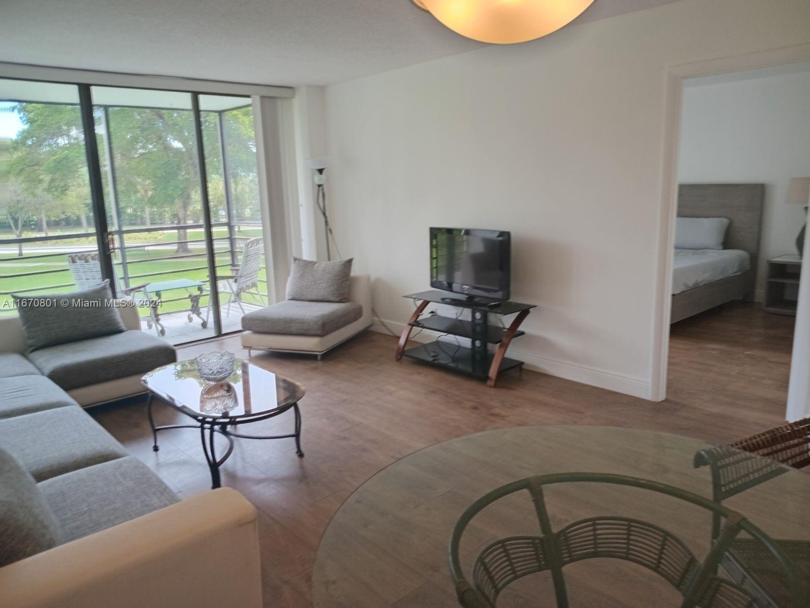 BISCAYA IV CONDO - Residential