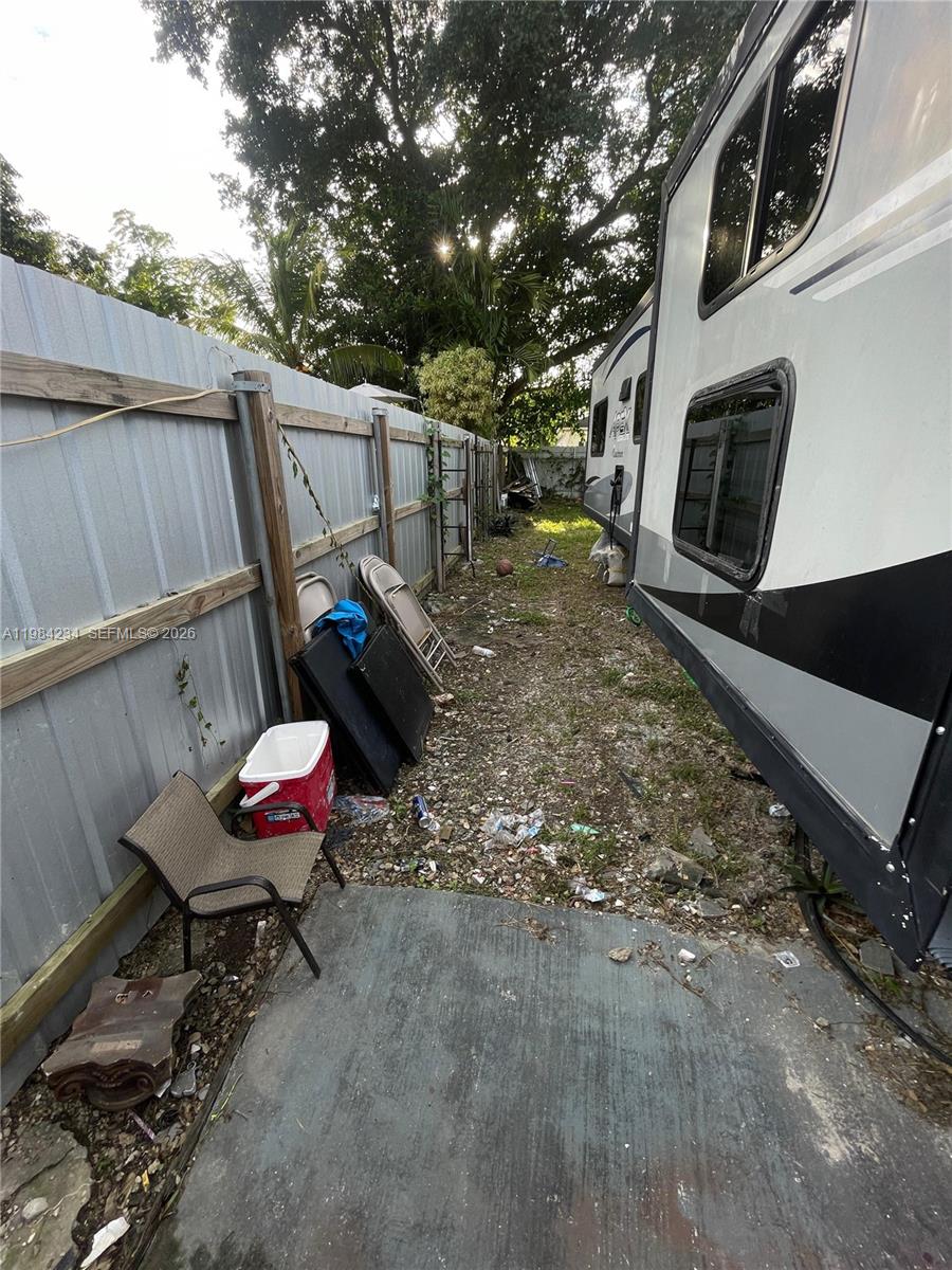 SILVER PALM PARK - Residential