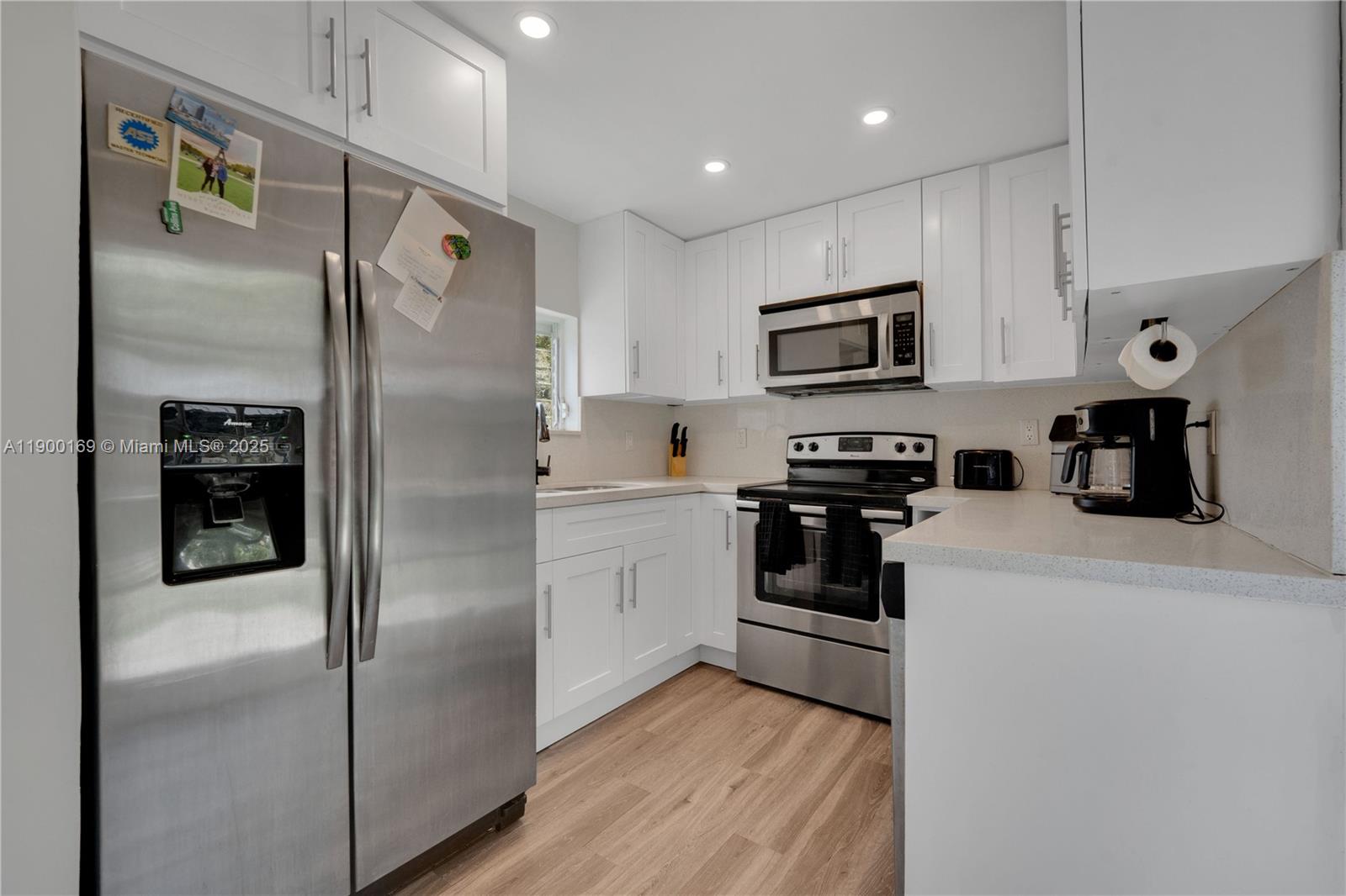 LAKE AIRE ESTATES - Residential