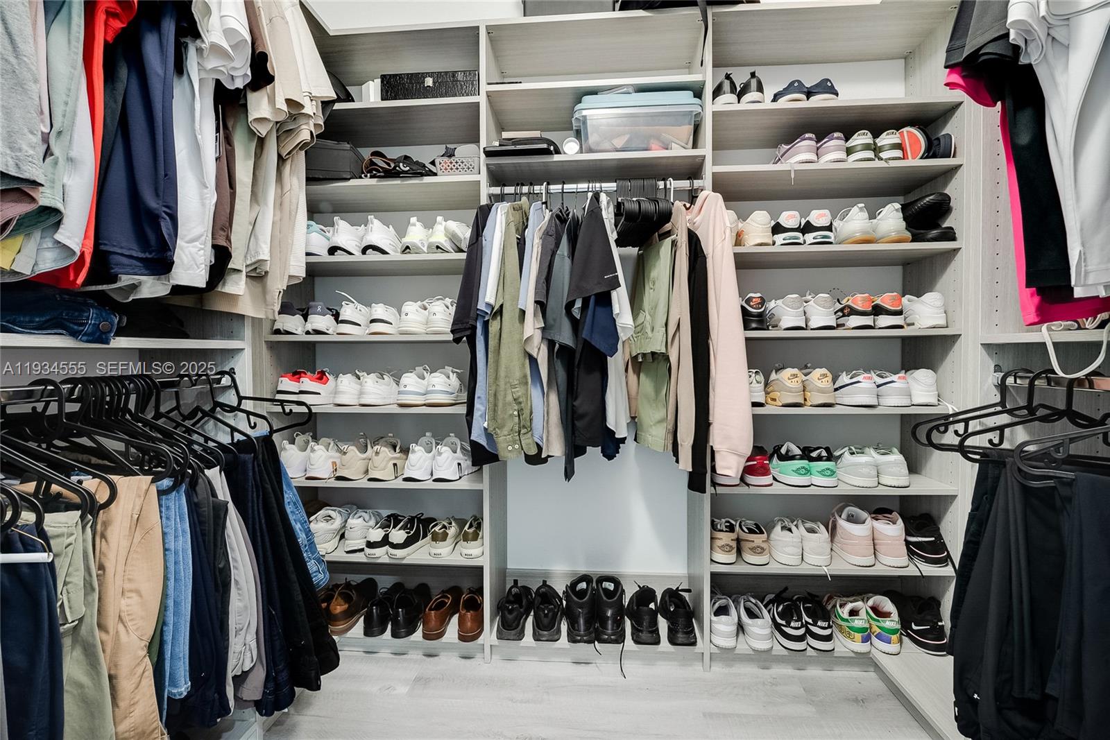 S ALLAPATTAH GARDENS - Residential