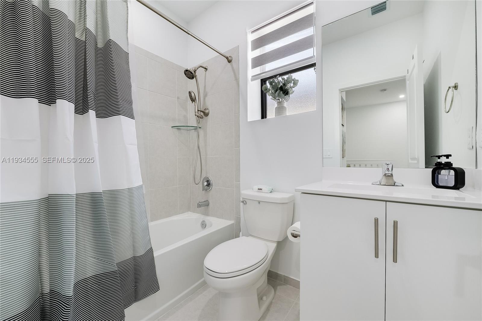 S ALLAPATTAH GARDENS - Residential