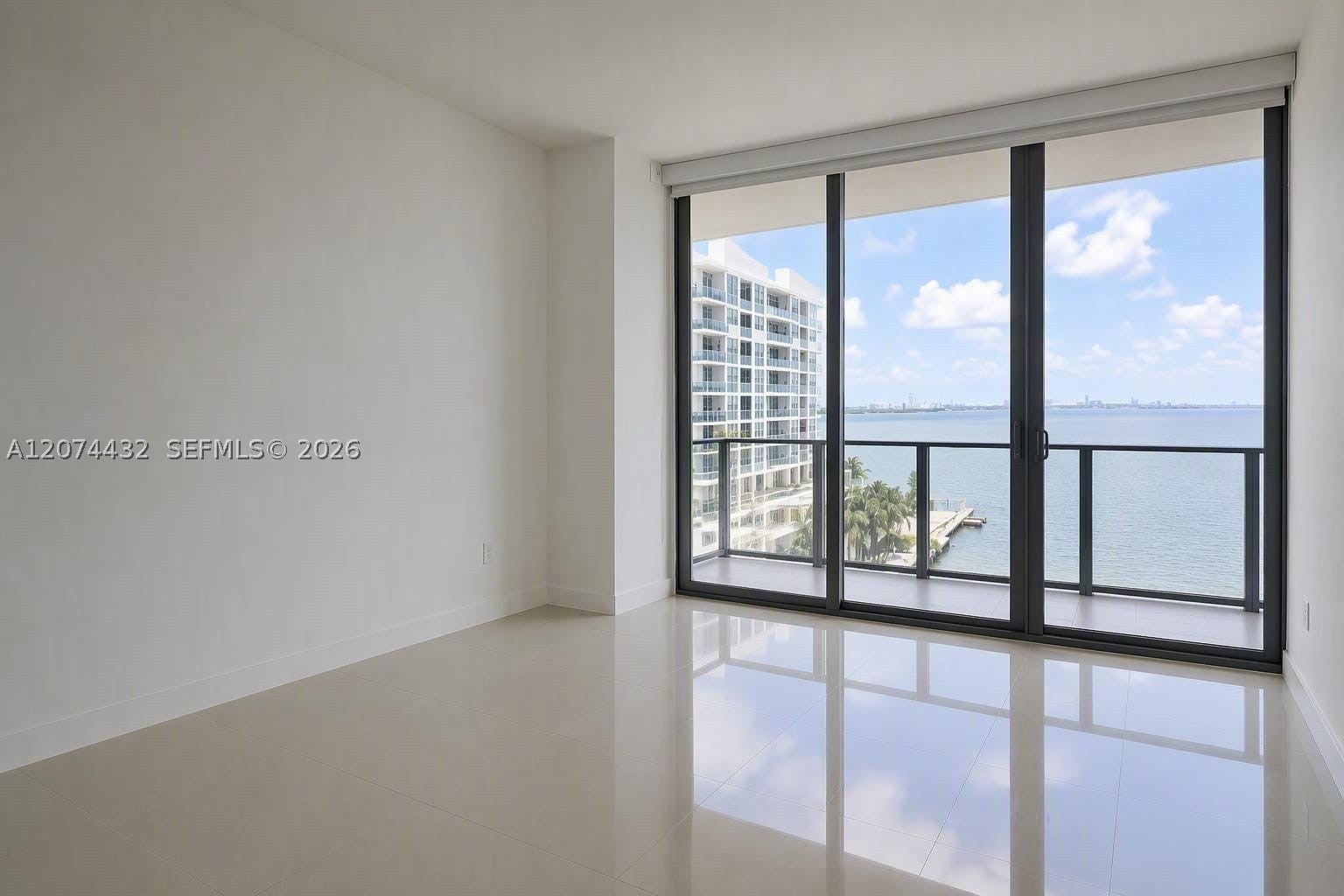 460 NE 28 ST 602