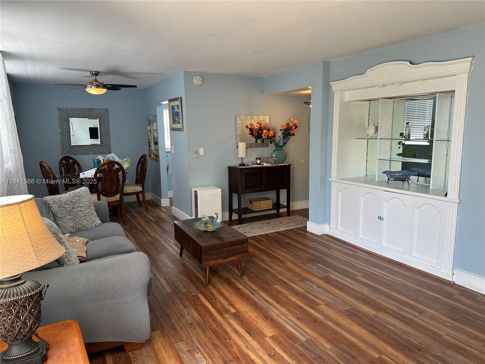 WATERWAY PLAZA CONDO - Residential