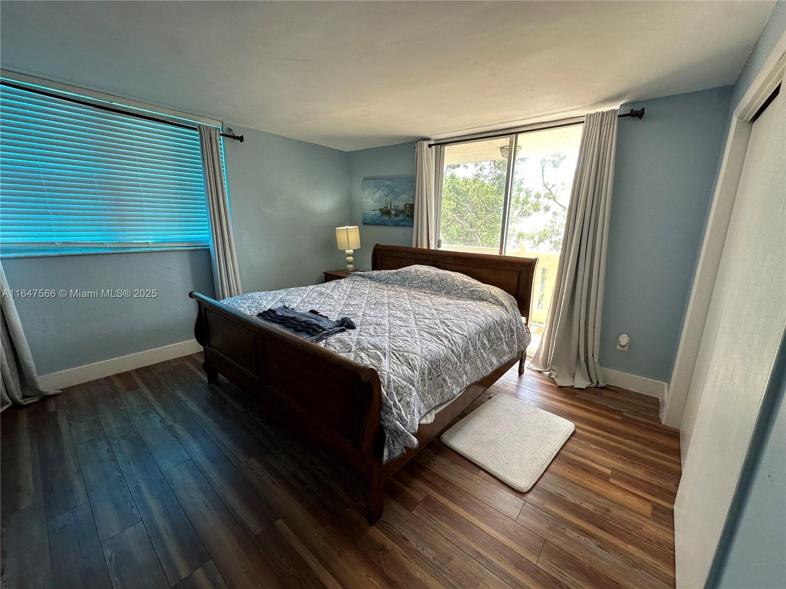 WATERWAY PLAZA CONDO - Residential
