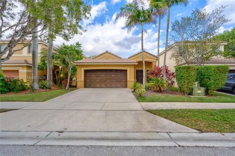1121 Golden Cane Dr Weston FL 33327