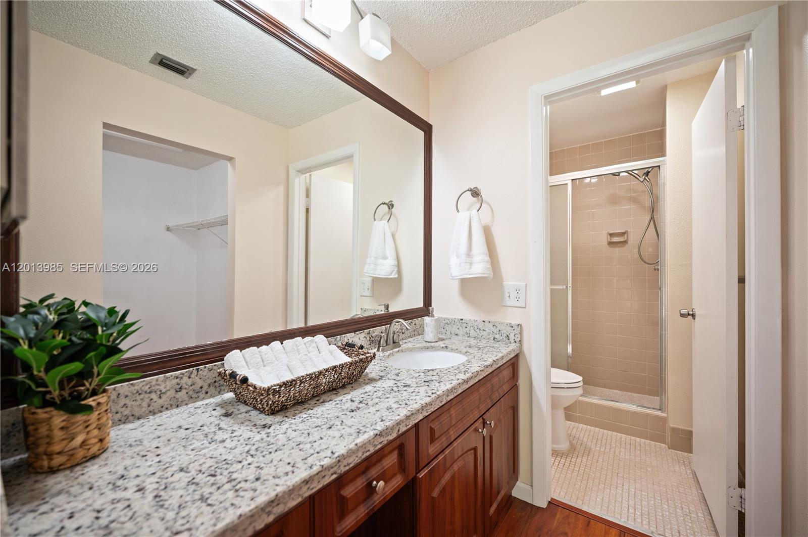 MEADOWRIDGE CONDO - Residential