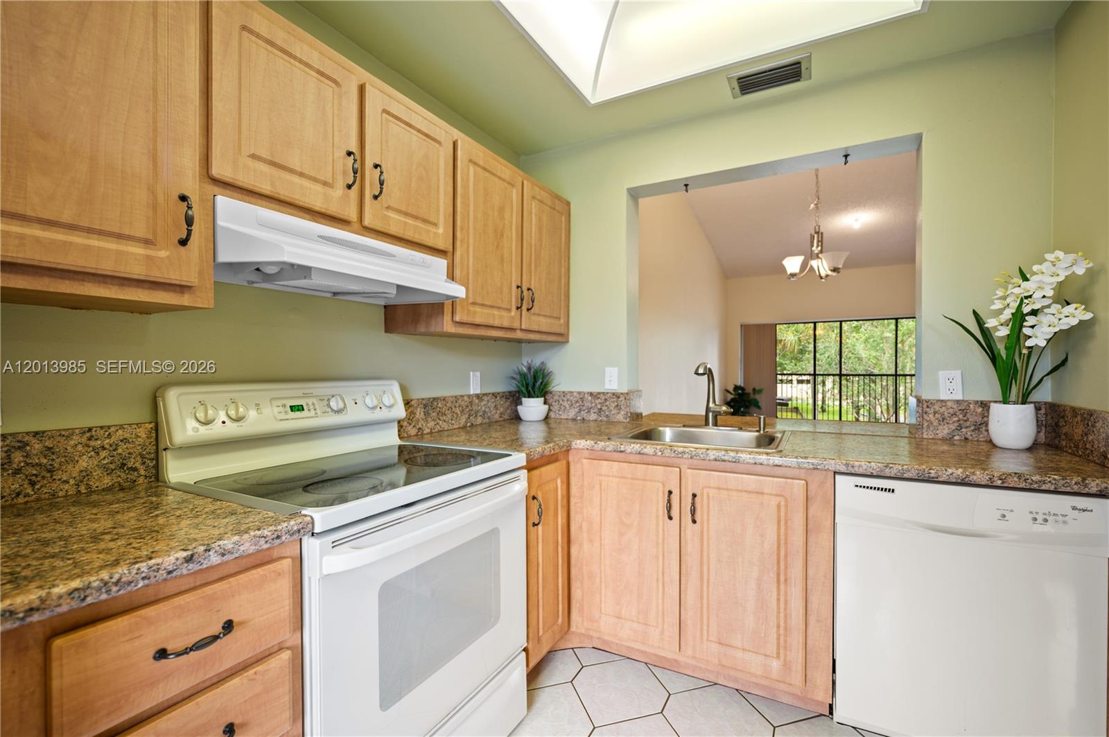 MEADOWRIDGE CONDO - Residential