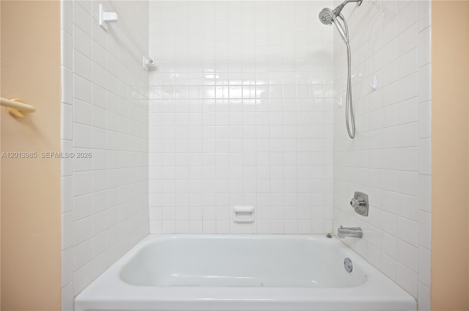 MEADOWRIDGE CONDO - Residential