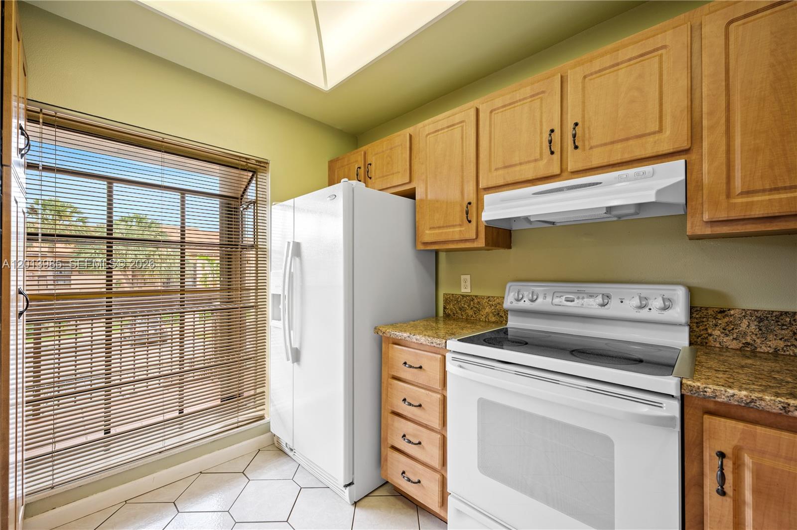 MEADOWRIDGE CONDO - Residential