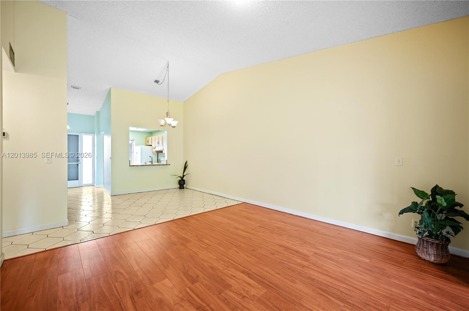 MEADOWRIDGE CONDO - Residential