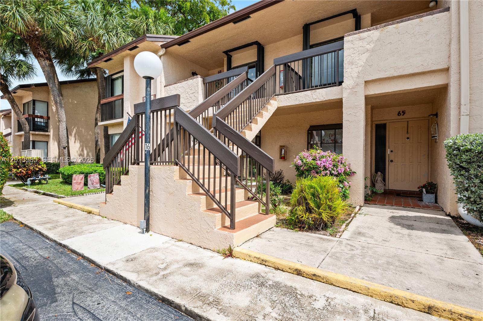 MEADOWRIDGE CONDO - Residential