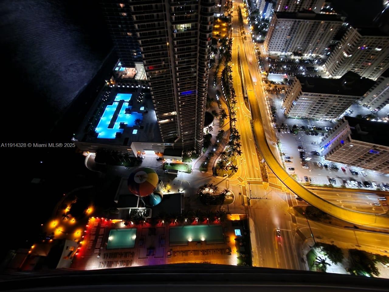 4111 SOUTH OCEAN DRIVE CO - Residential