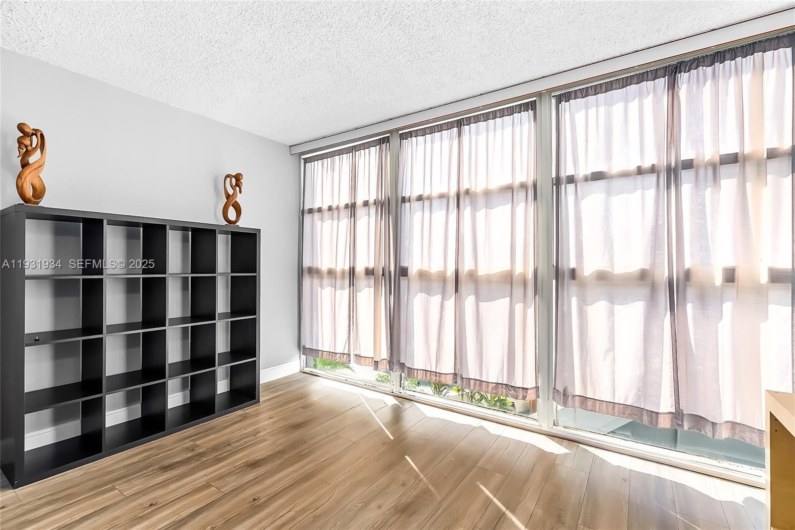 TOWERS OF OCEANVIEW EAST - Residential Lease