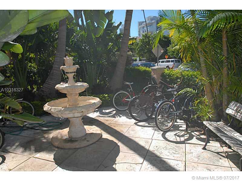 VENETIAN VILLAS OF SO BEA - Residential Lease