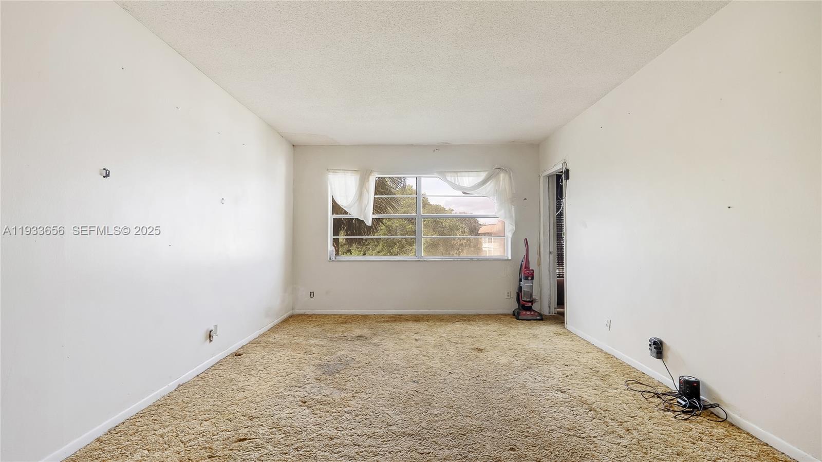 BEGONIA GARDENS CONDO INC - Residential