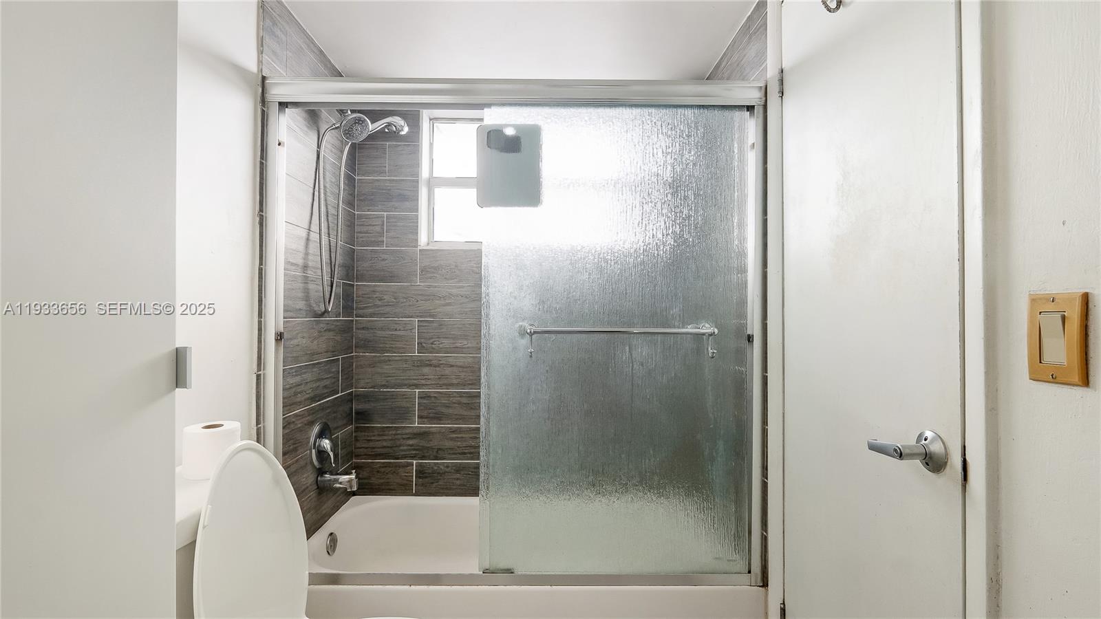 BEGONIA GARDENS CONDO INC - Residential