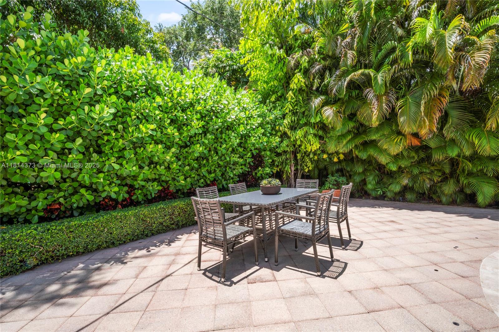 CORAL GABLES COUNTRY CLUB - Residential