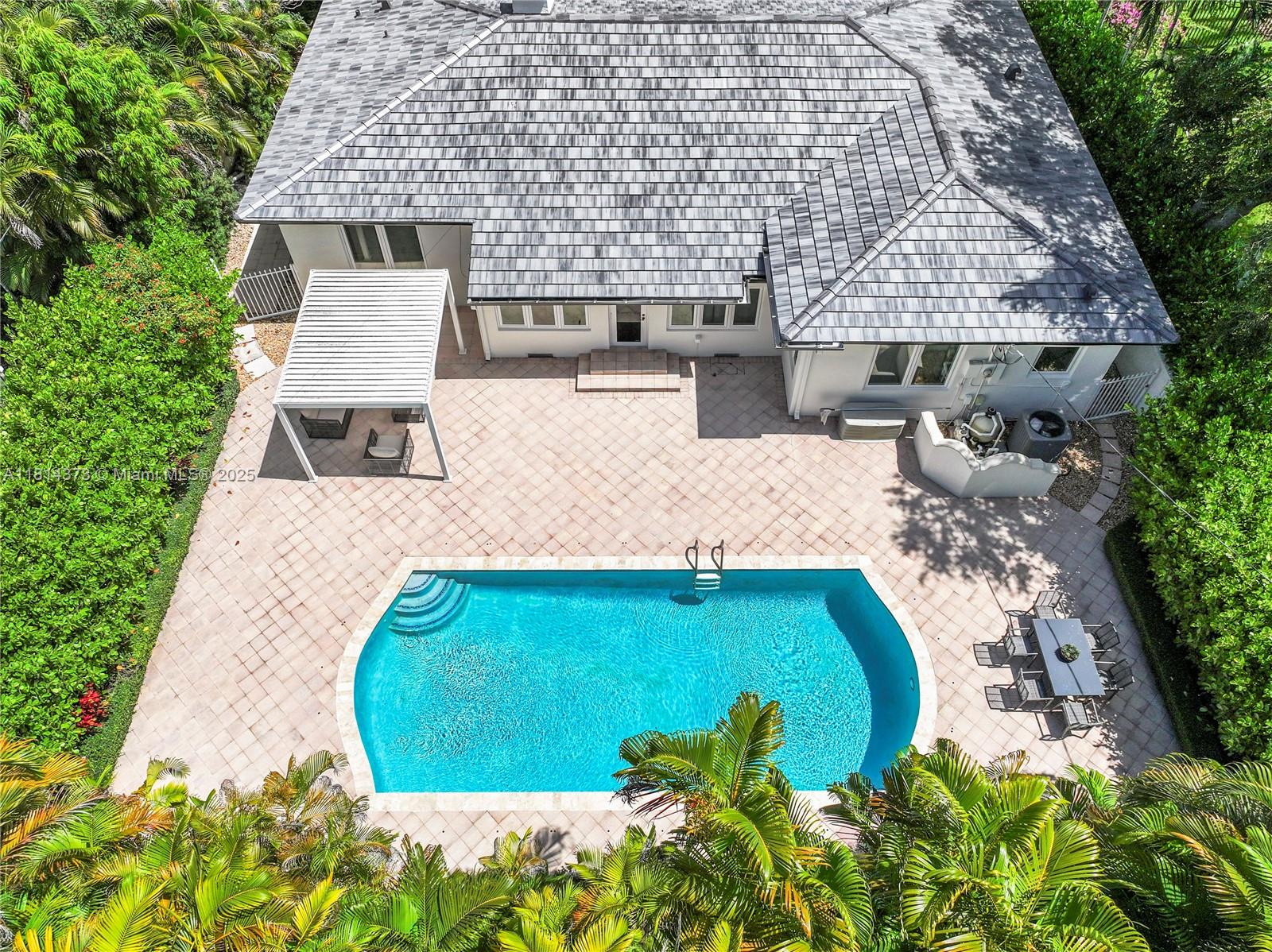 CORAL GABLES COUNTRY CLUB - Residential