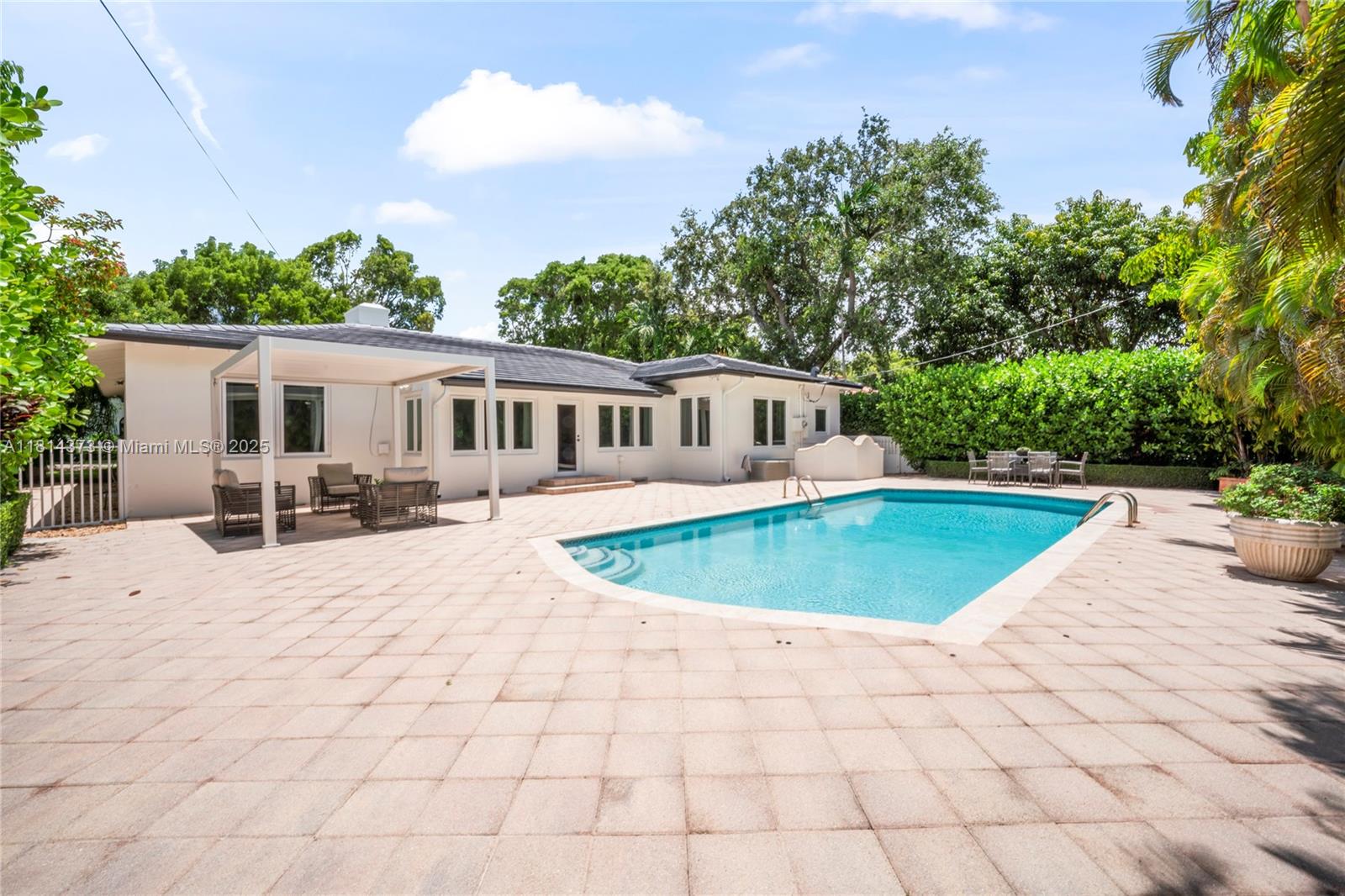 CORAL GABLES COUNTRY CLUB - Residential