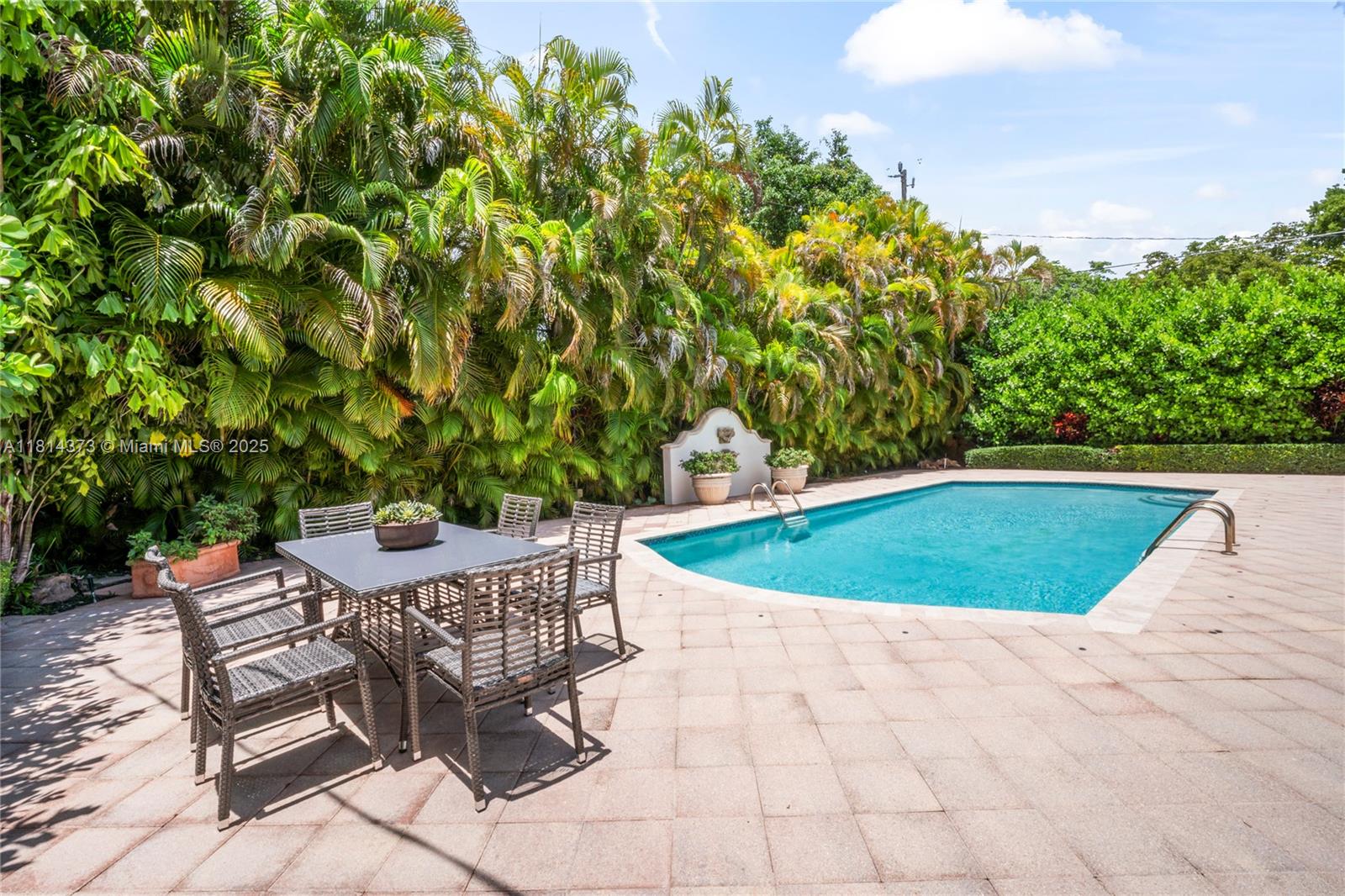 CORAL GABLES COUNTRY CLUB - Residential