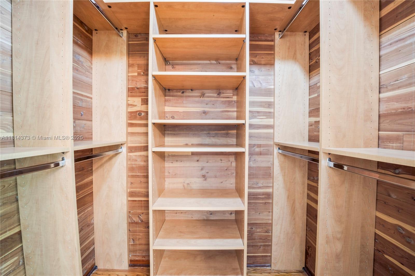 CORAL GABLES COUNTRY CLUB - Residential