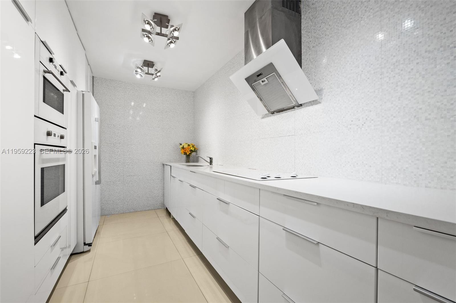 OCEANVIEW BUILDING A COND - Residential