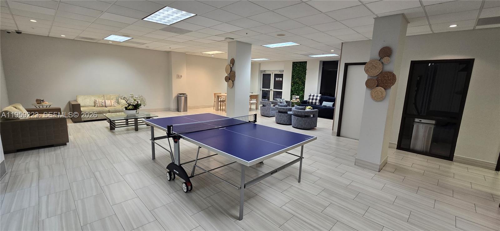 OCEANVIEW BUILDING A COND - Residential