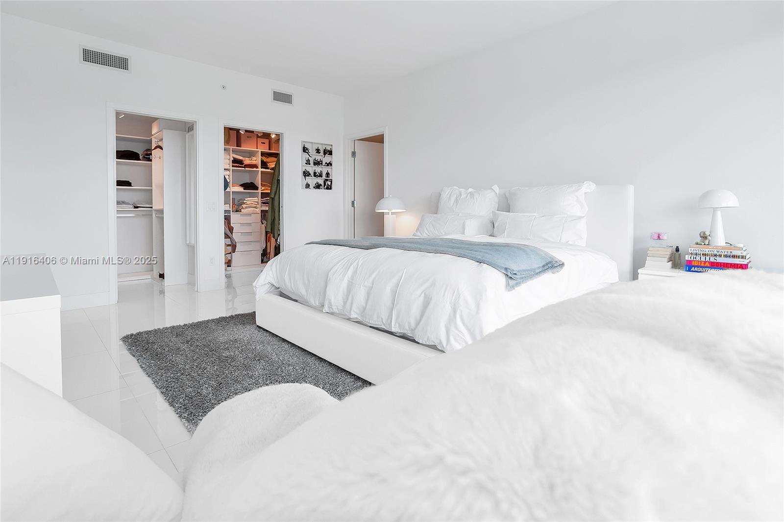 OCEANA KEY BISCAYNE CONDO - Residential