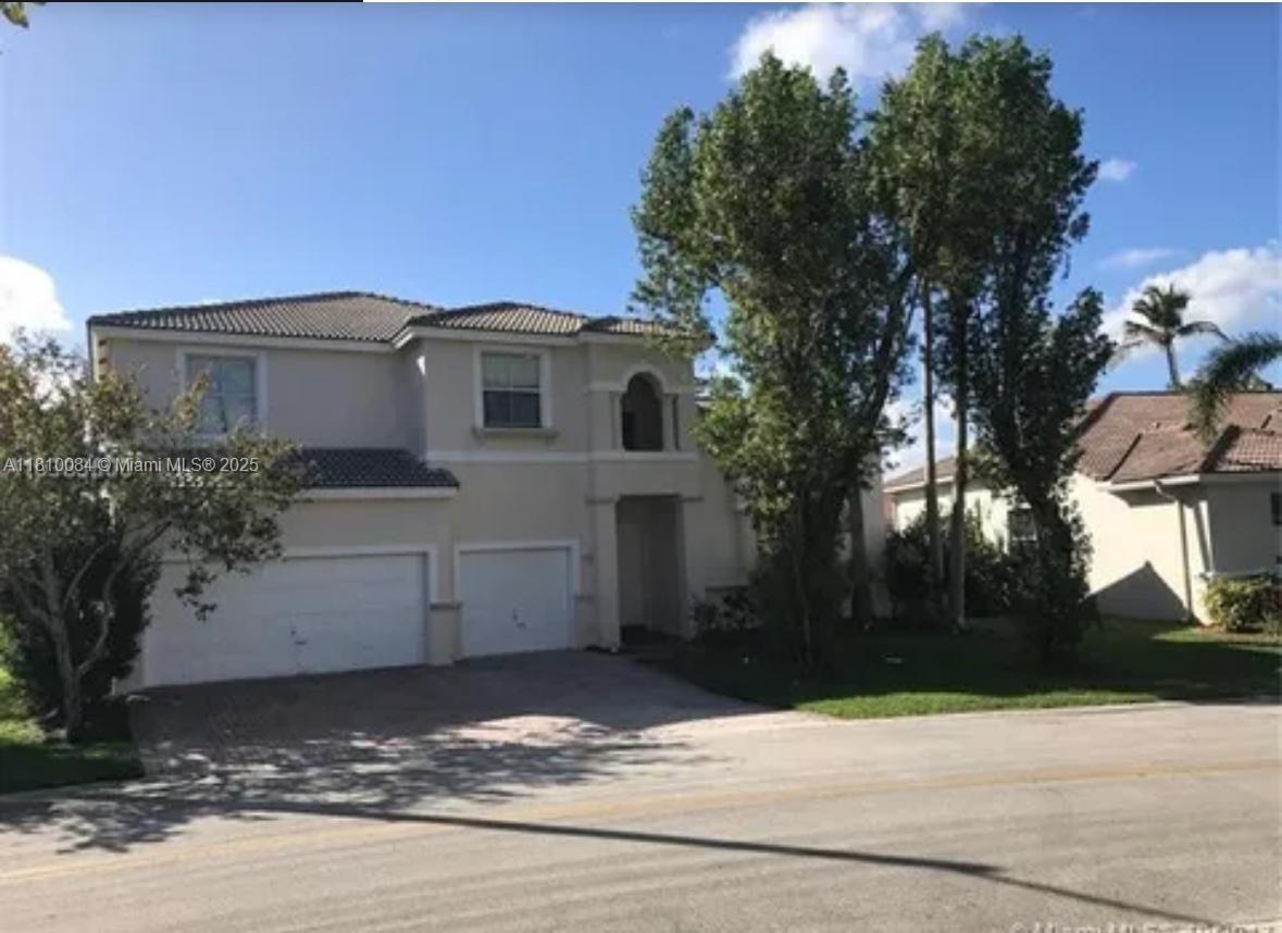 Property for Sale at 5371 Sw 32nd Ter, Hollywood, Broward County, Florida - Bedrooms: 6 
Bathrooms: 5  - $2,100,000