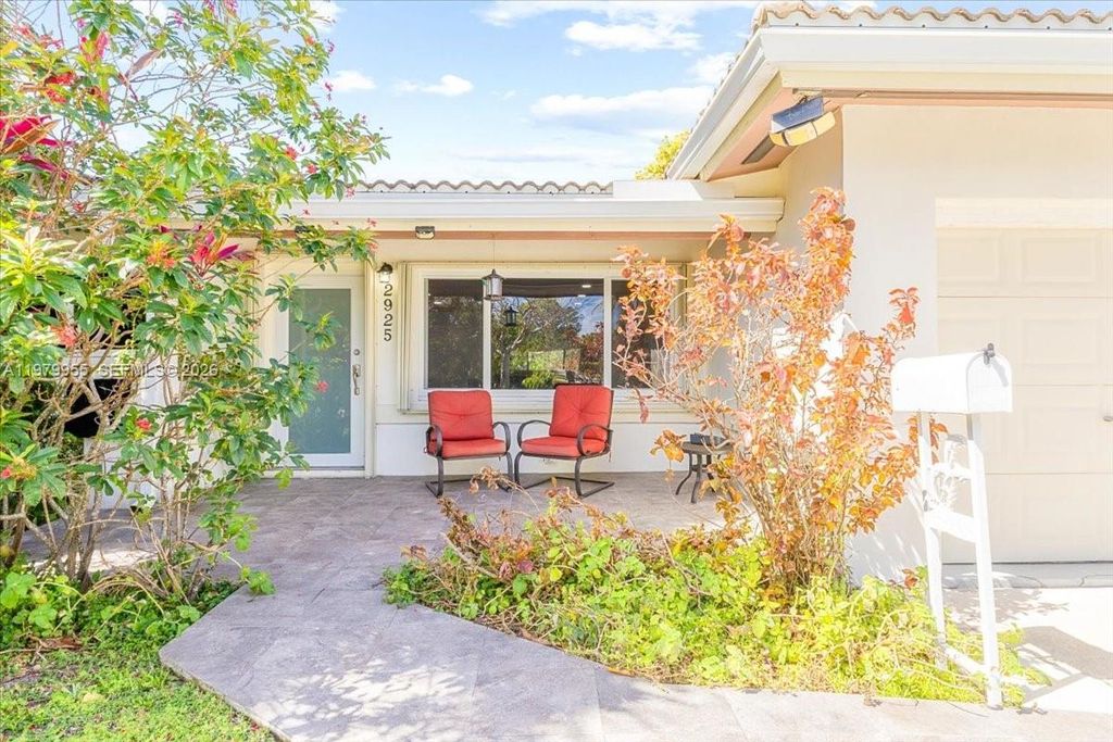 Photo of 2925 Coral Shores Dr #2925, Fort Lauderdale, FL 33306 (MLS # A11979955)