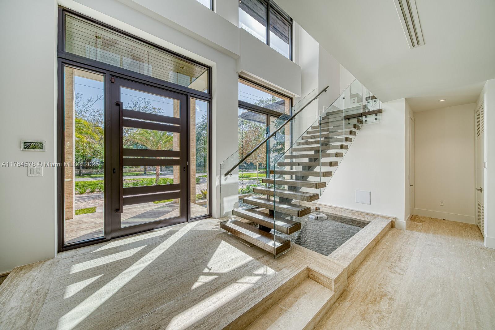 CORAL GABLES RIVIERA SEC - Residential