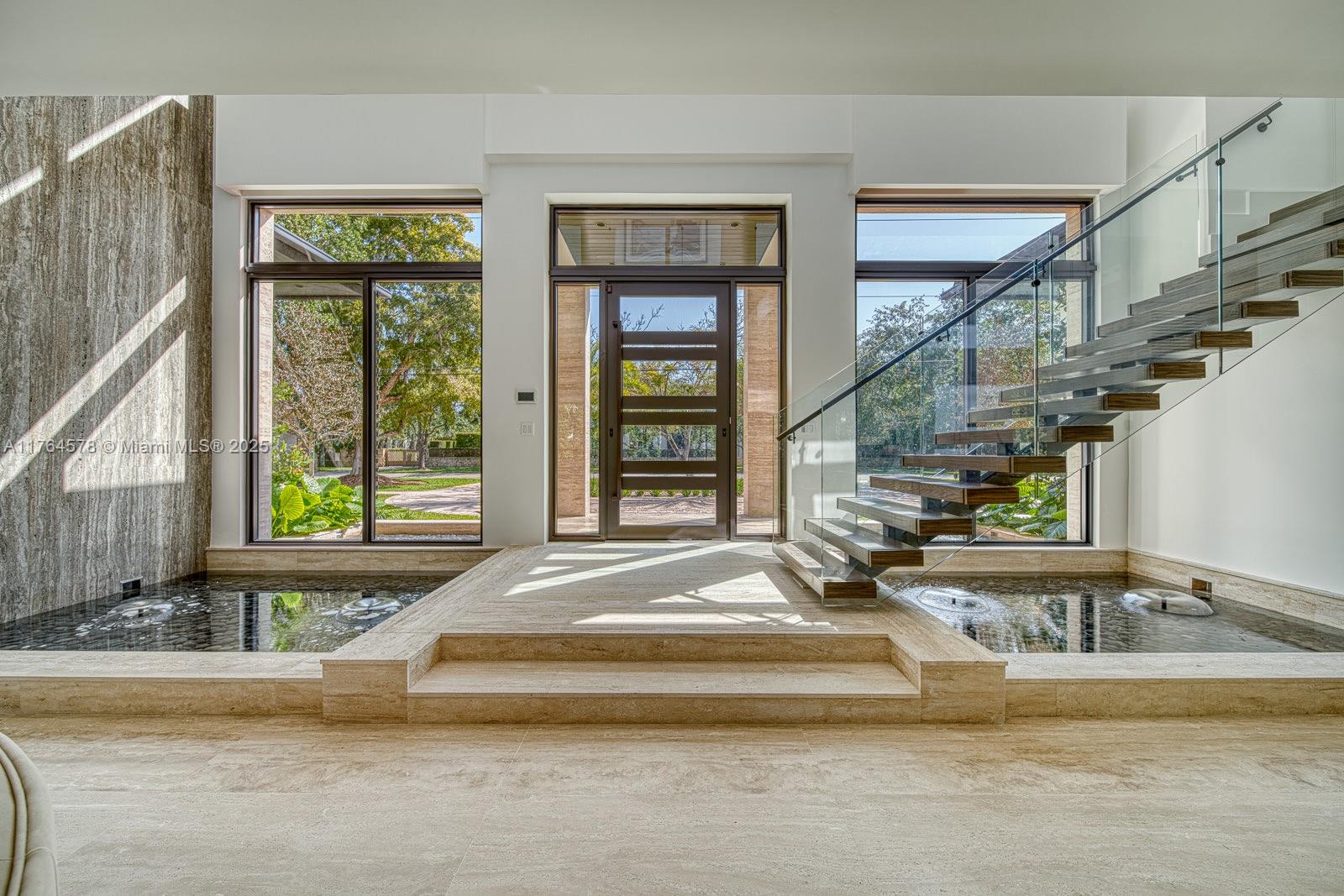 CORAL GABLES RIVIERA SEC - Residential
