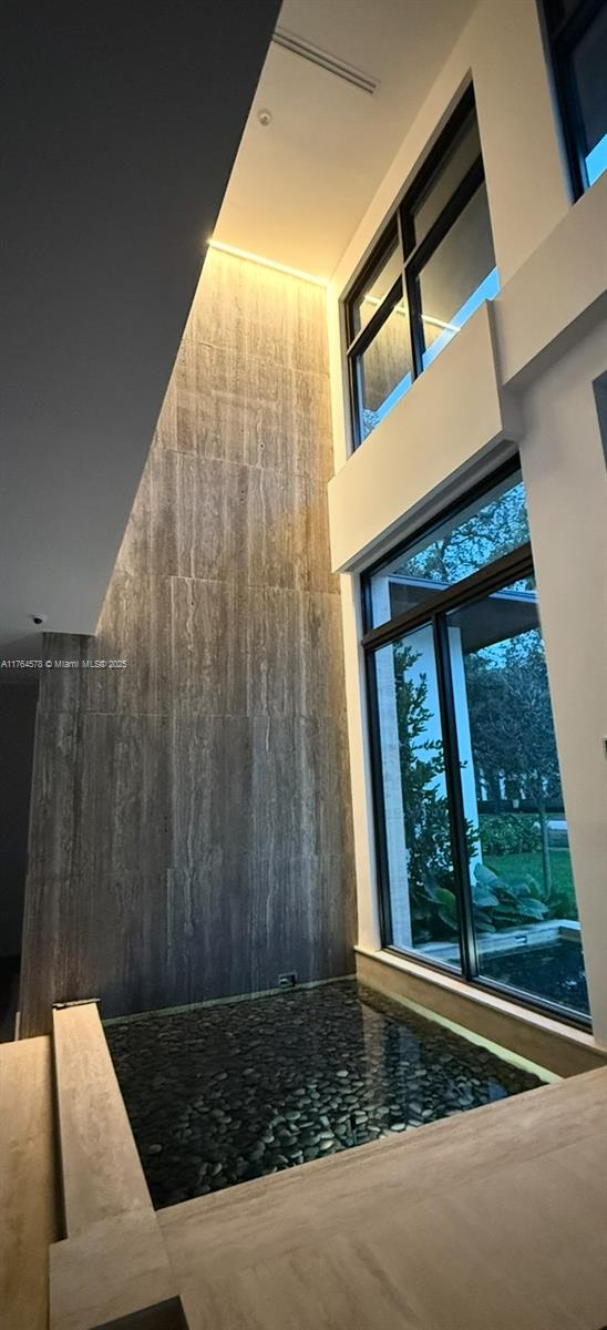 CORAL GABLES RIVIERA SEC - Residential