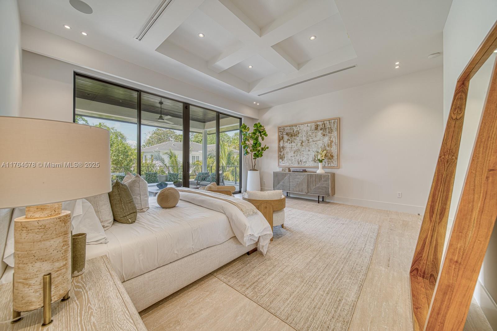 CORAL GABLES RIVIERA SEC - Residential