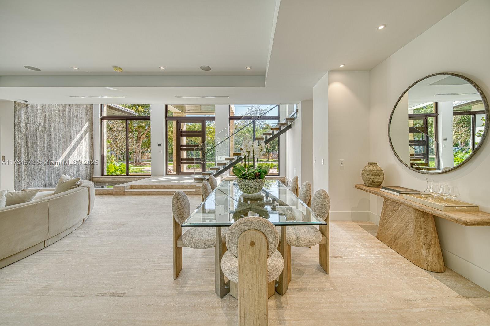 CORAL GABLES RIVIERA SEC - Residential