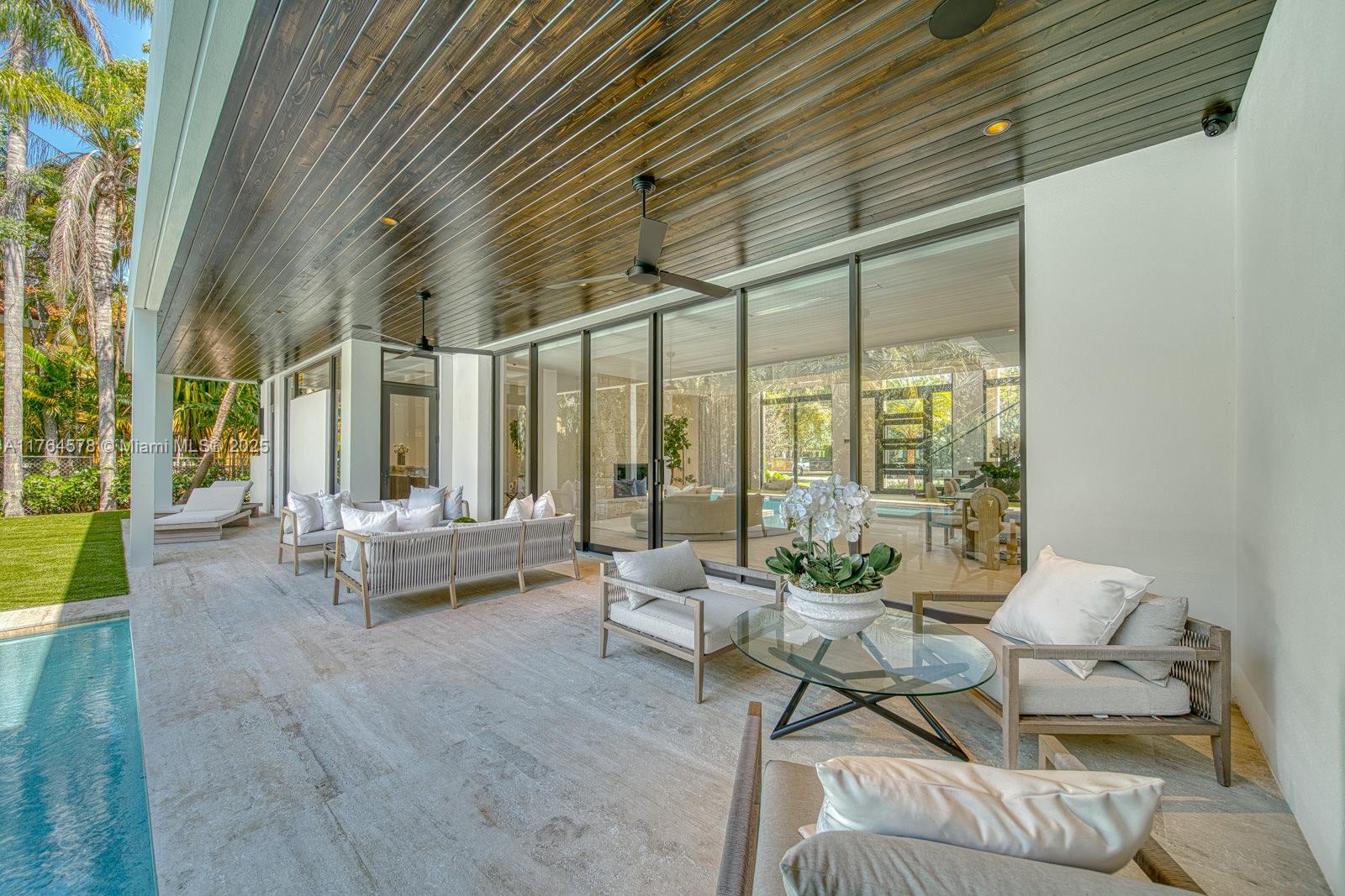 CORAL GABLES RIVIERA SEC - Residential