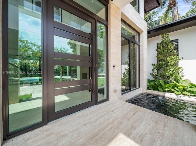 CORAL GABLES RIVIERA SEC - Residential