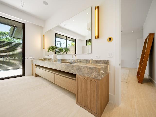 CORAL GABLES RIVIERA SEC - Residential