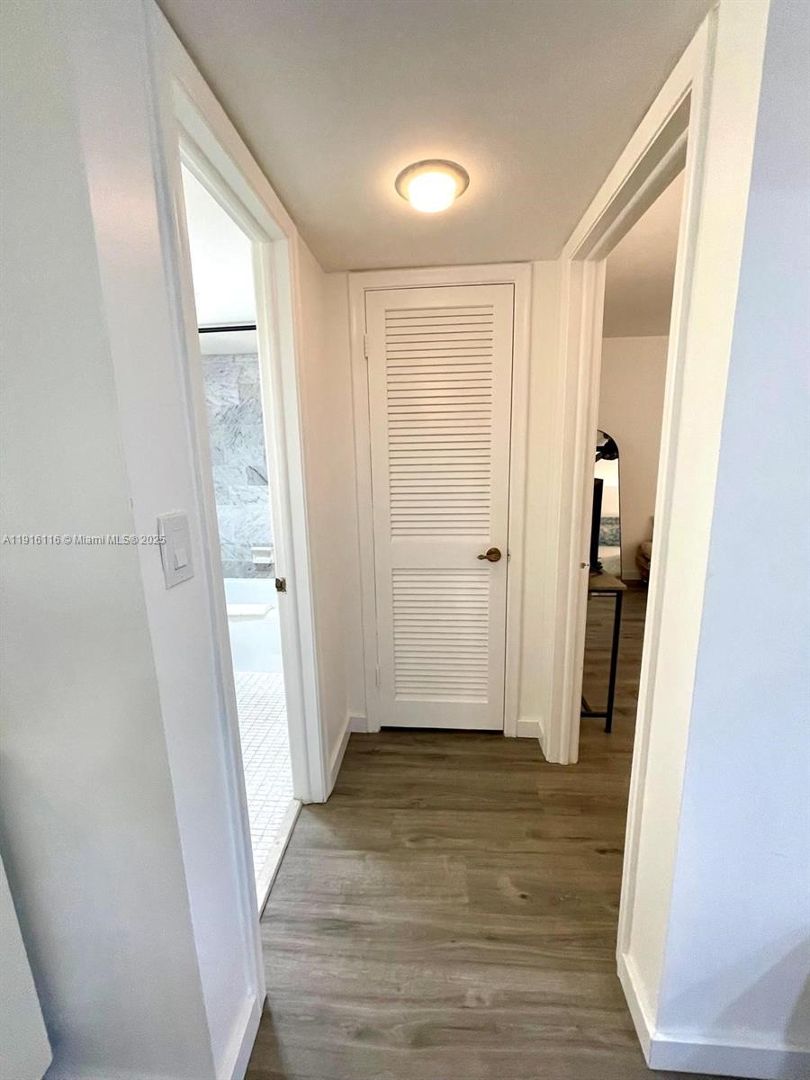 HOLLYBROOK GOLF AND TENNIS - Residential