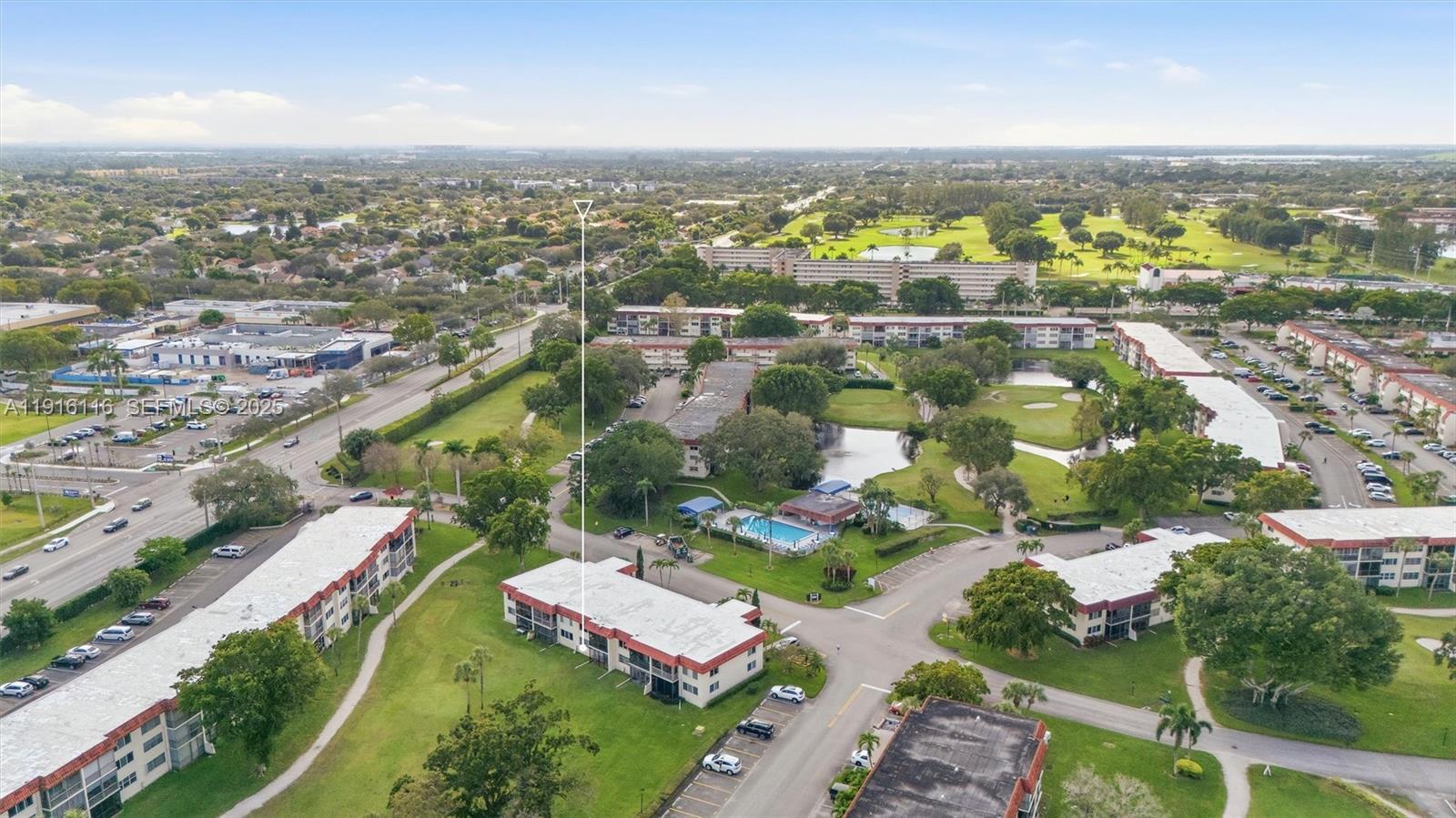 HOLLYBROOK GOLF AND TENNIS - Residential