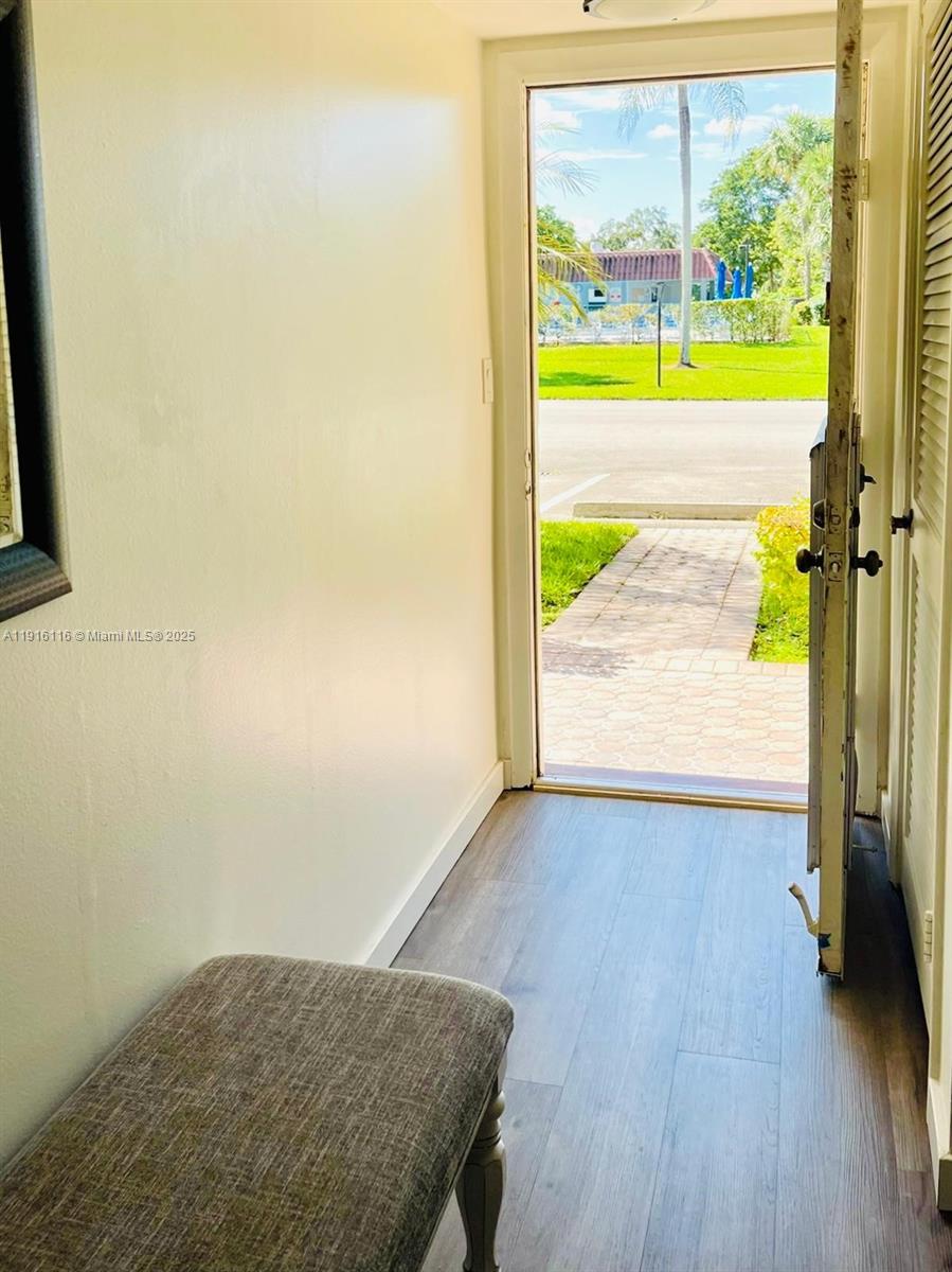 HOLLYBROOK GOLF AND TENNIS - Residential