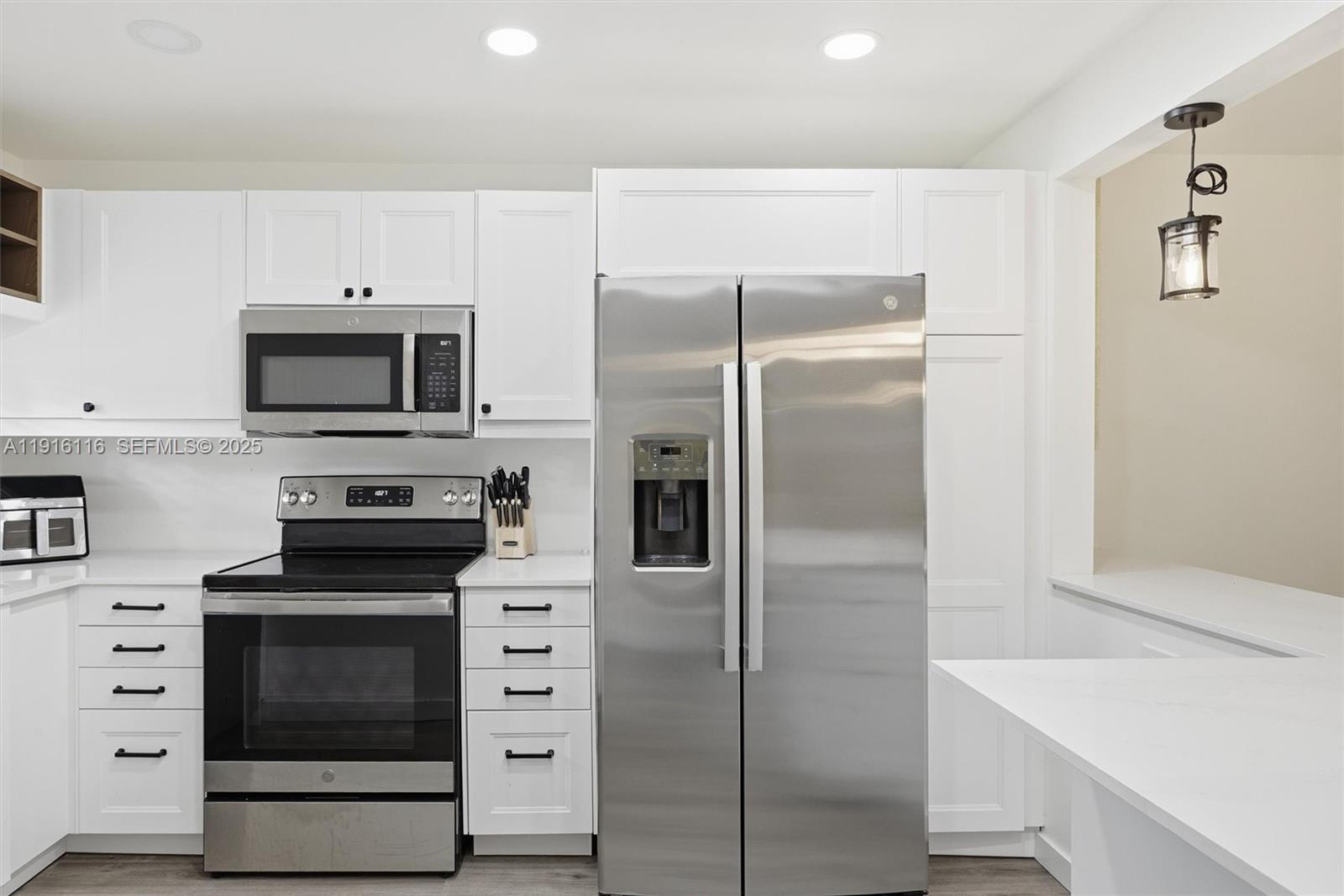 HOLLYBROOK GOLF AND TENNIS - Residential