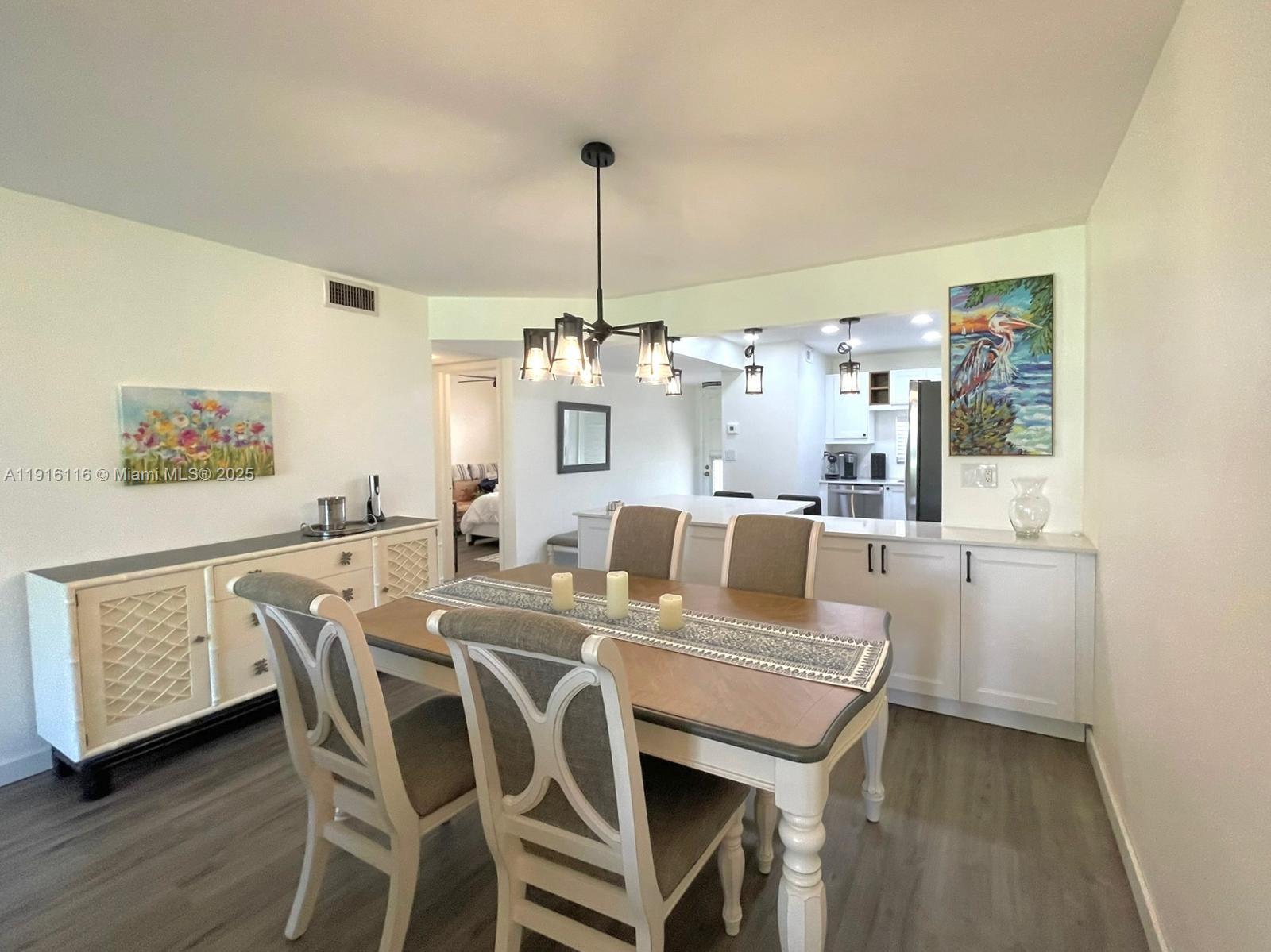 HOLLYBROOK GOLF AND TENNIS - Residential