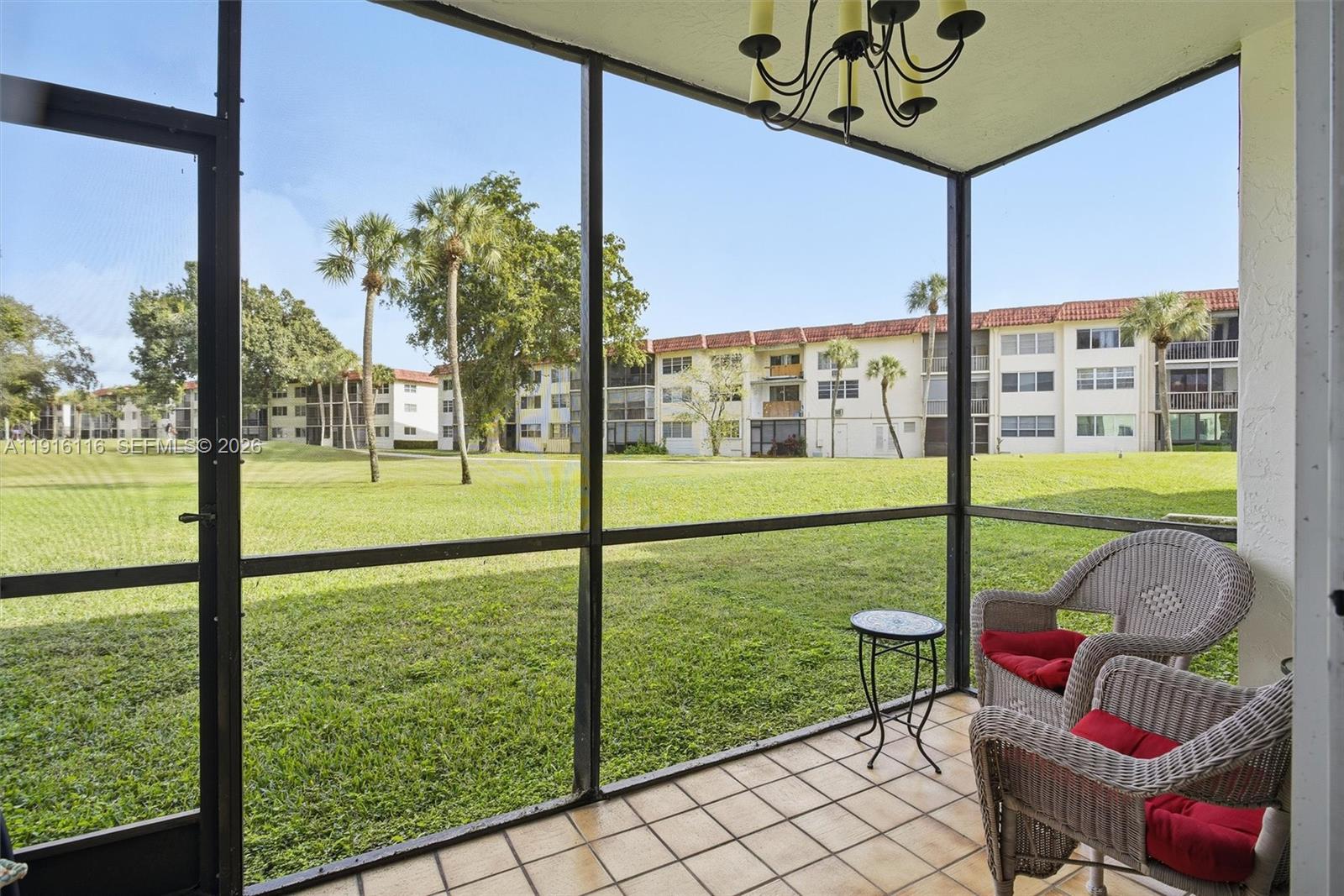 HOLLYBROOK GOLF AND TENNIS - Residential